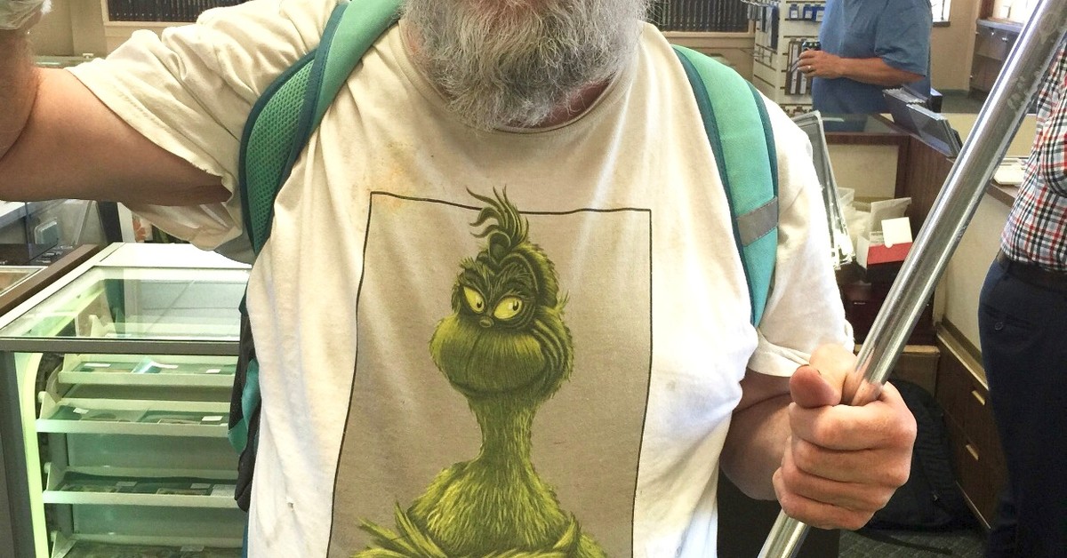 Image of the grinch on a shirt