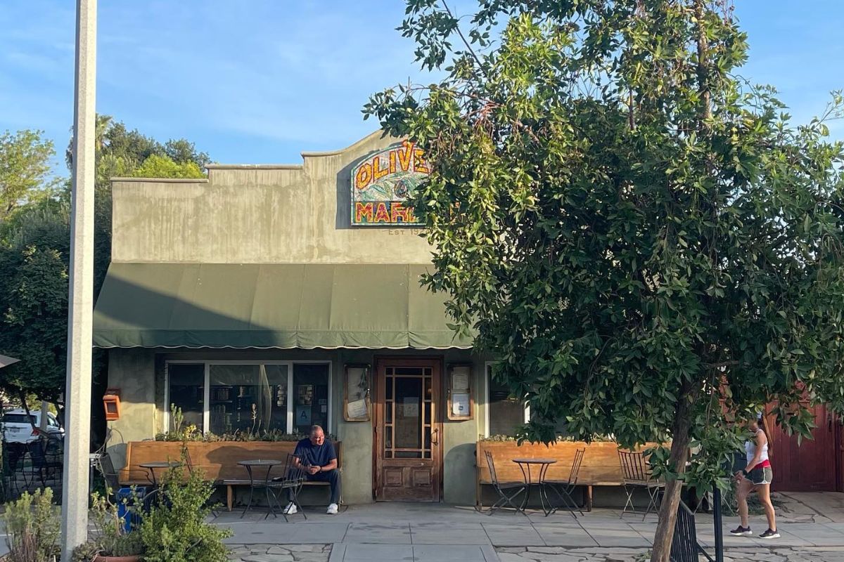 Olive Avenue Market